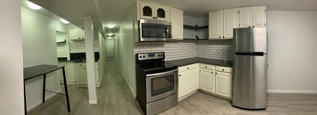 Photo - 1316 S Millard Ave Unidad B