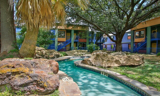 Walden of Westchase