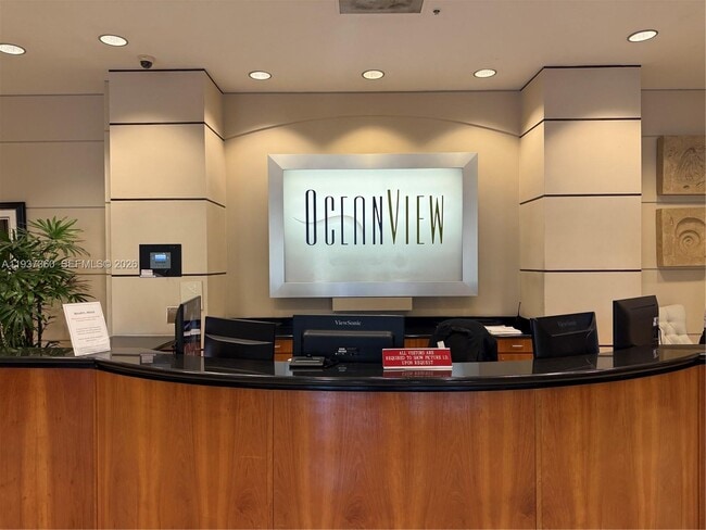 Photo - 19380 Collins Ave Unit 403