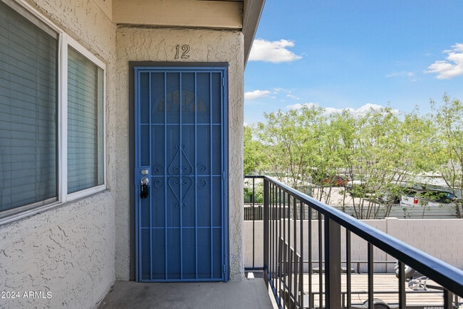 Building Photo - 3141 E Cypress St Unit 12 Rental