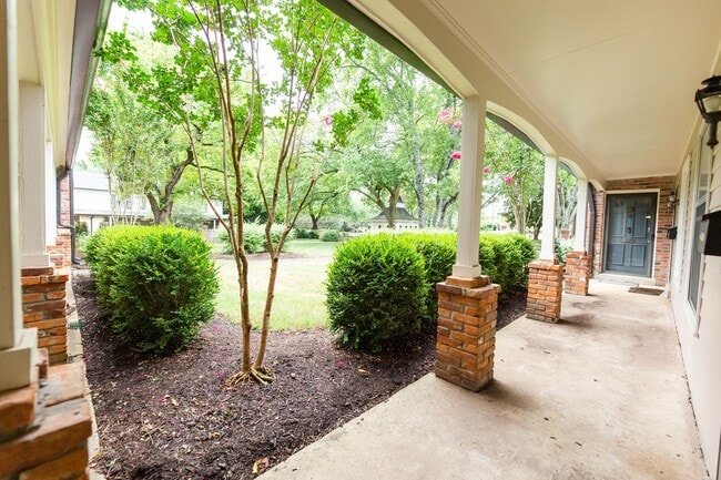 Photo - Green Hills Condo in the Georgetown