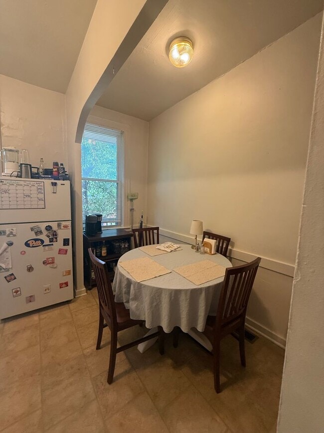 27 Welsford St Unit 01