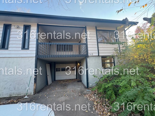 Building Photo - 511 Holly Ln Unit 513