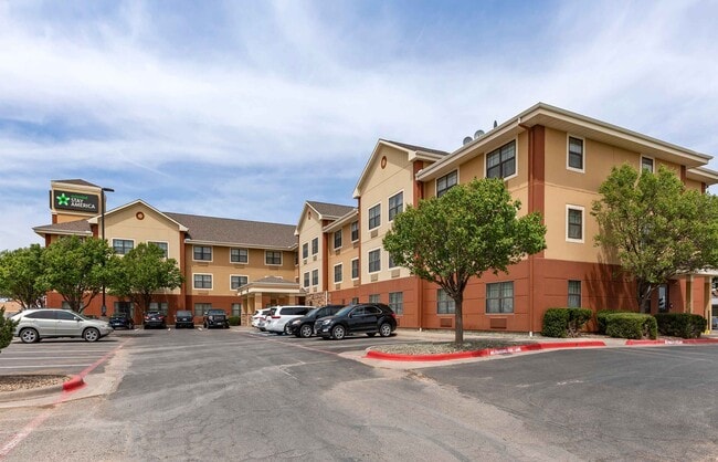 Furnished Studio-Amarillo - West