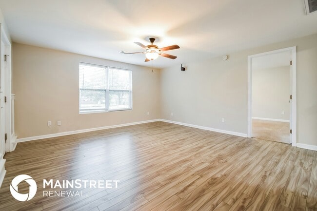 Photo - 185 Forest Rd
