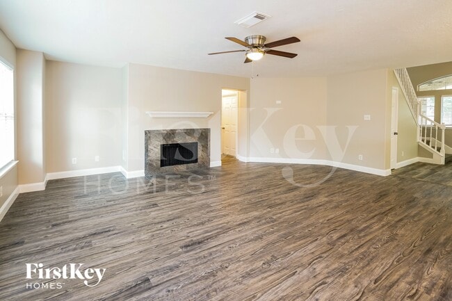 Photo - 28618 Hidden Cove Dr