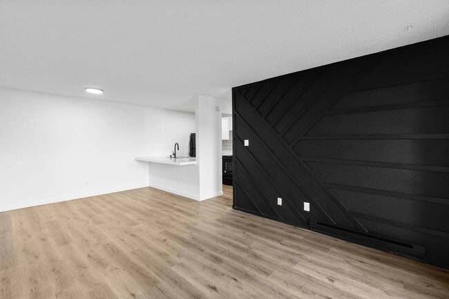 Photo - Cypress 1 (East Ridge)