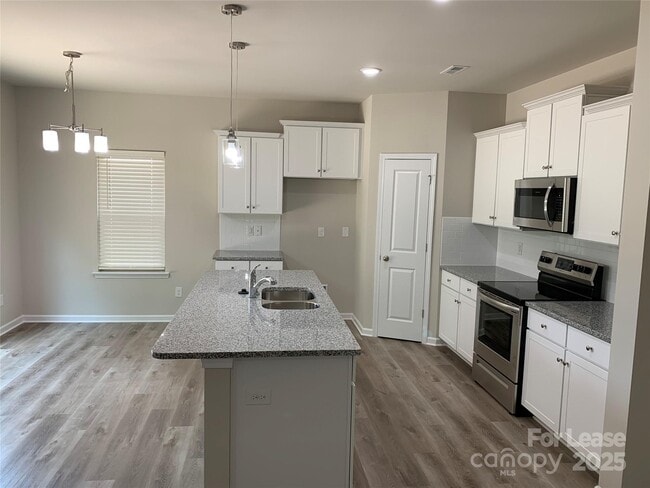 Photo - 7327 Neal Rd