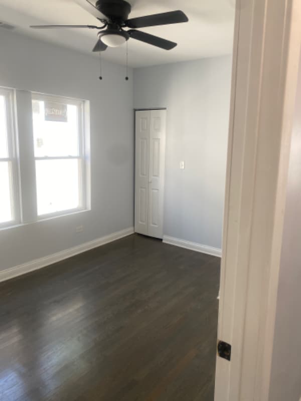 Photo - 7240 S Cornell Ave Unidad 1