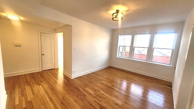 Photo - 1107 N Avers Ave Unidad 3