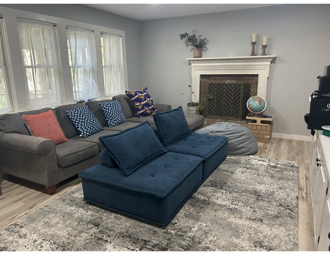 Photo - 339 S Palisades Dr