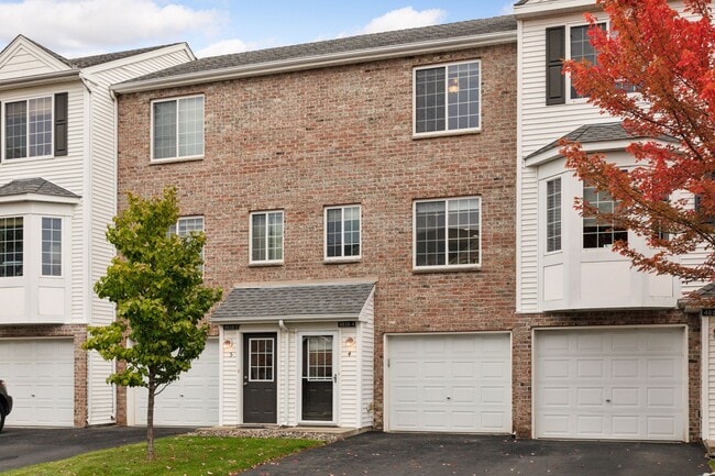 Building Photo - 4818 Education Dr N