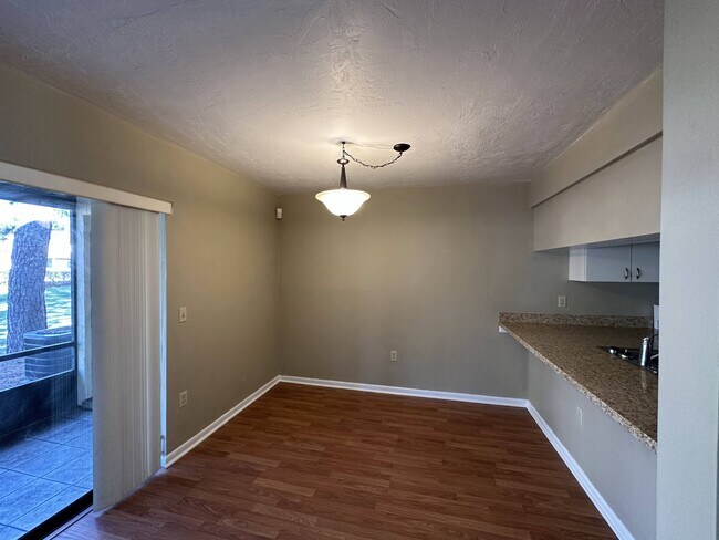 Photo - 2735 SW 35th Pl