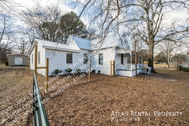 Photo - 825 Carridale St SW