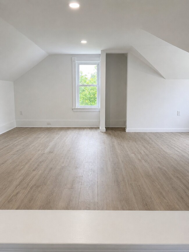 Photo - 629 N 9th Ave