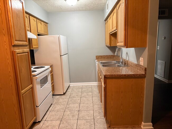 Photo - 1601 Steadmantown Ln Unit 1601-2