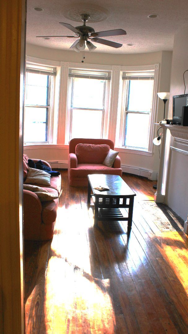 Photo - No Brokers Fee, In-Unit Washer and Dryer, Private Porch