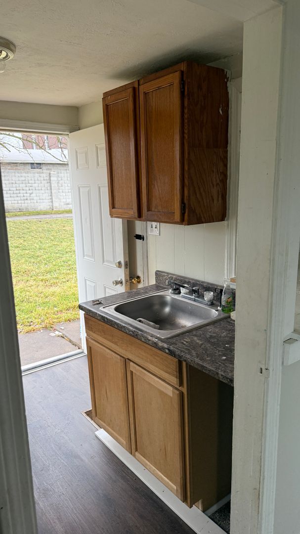 Photo - Cozy 1 bed 1 bath singly family home!