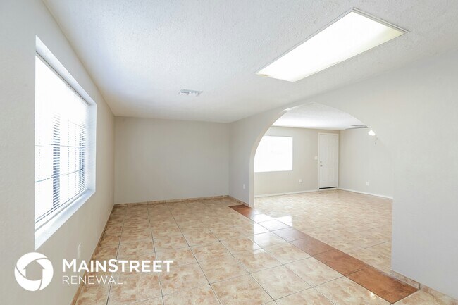 Photo - 5802 W Berkeley Rd