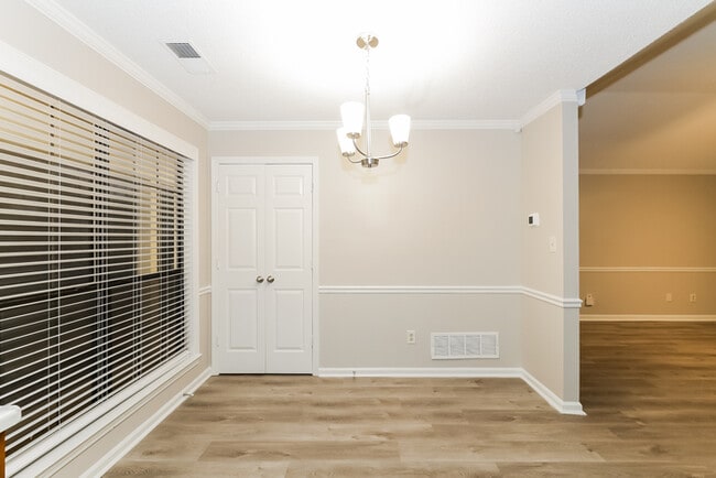 Photo - 7152 Olive Ridge Dr