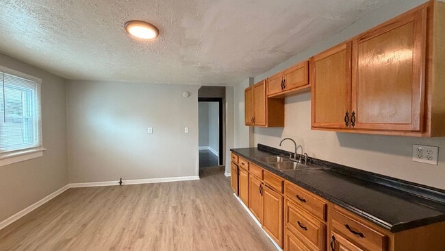 810 N Dearborn St Unit 812 N Dearborn St