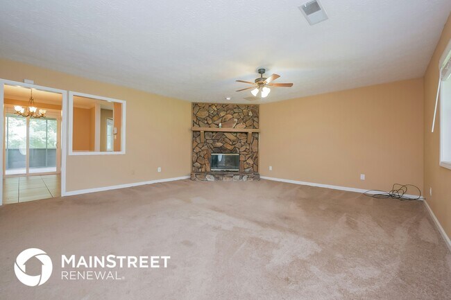 Photo - 70 Summerfield Ct