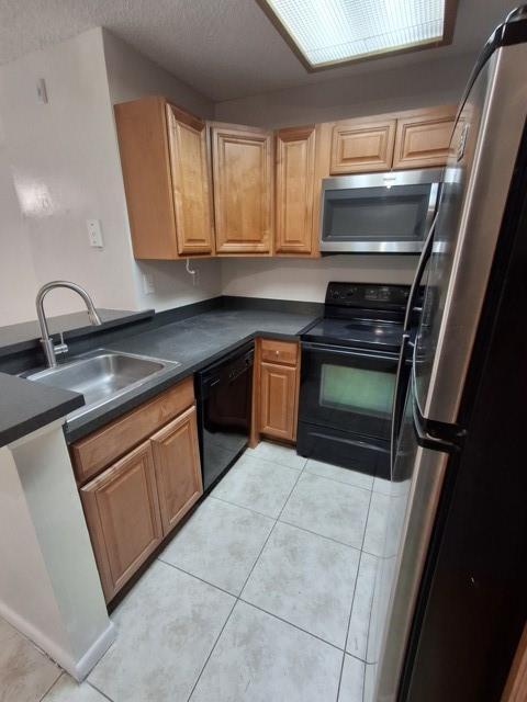 Photo - 741 Lyons Rd Condo