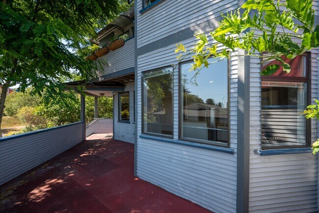 Photo - Welcome Home to Terrace View!