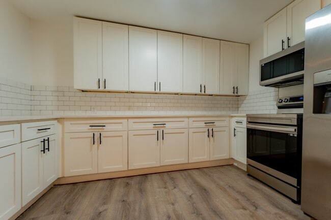 Photo - 1103 N Grant Dr