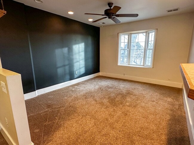 Photo - 1615 Carr St