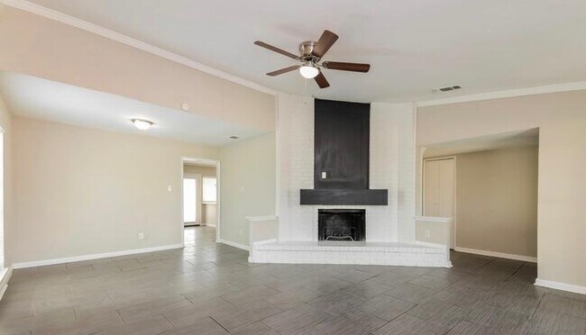 Photo - 8822 Westfield Dr