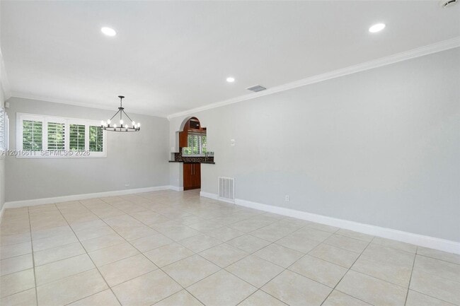 Photo - 1025 Sylvania Blvd