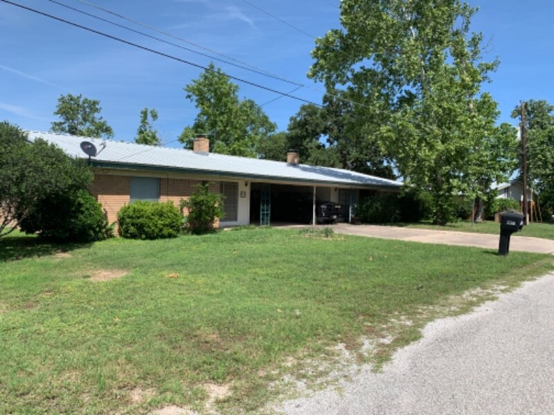 Photo - 1710 Cedar Park