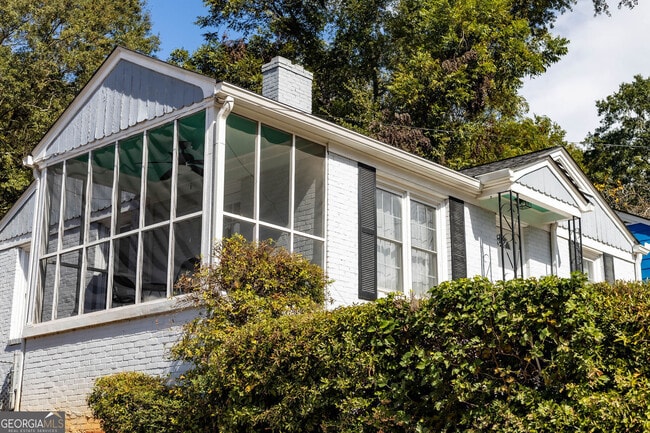 Photo - 1275 E Forrest Ave