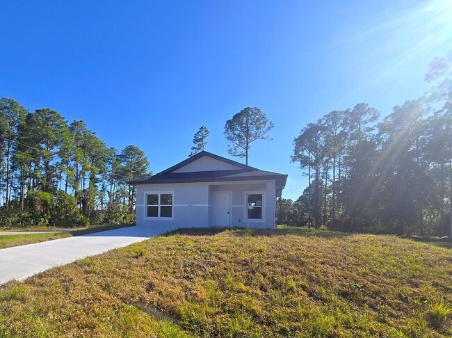 Photo - Brand new 2/2 in Lehigh Acres