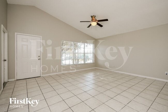 3753 Dartford Dr