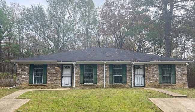 Building Photo - 2118 Thousand Oaks Dr Rental