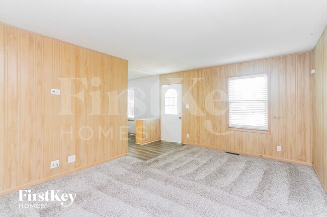 Photo - 1281 Tree Top Ln
