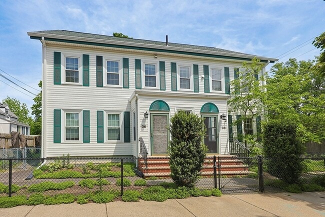 Building Photo - 36 Albion St Unit 1