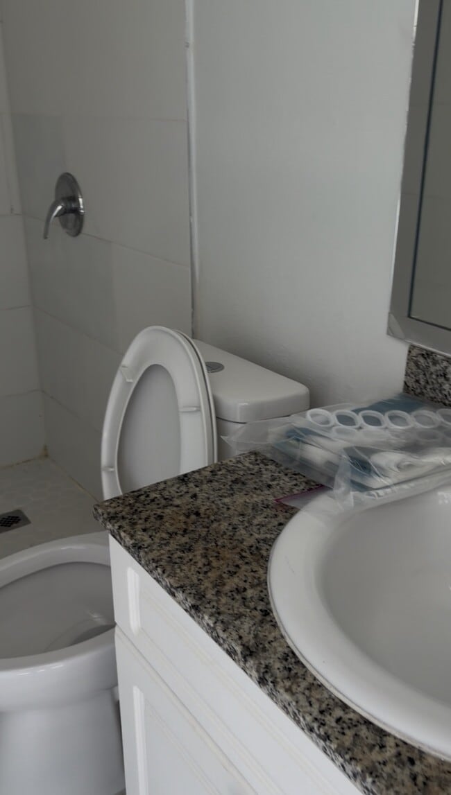 Photo - 6822 NW 29th St Unit 1
