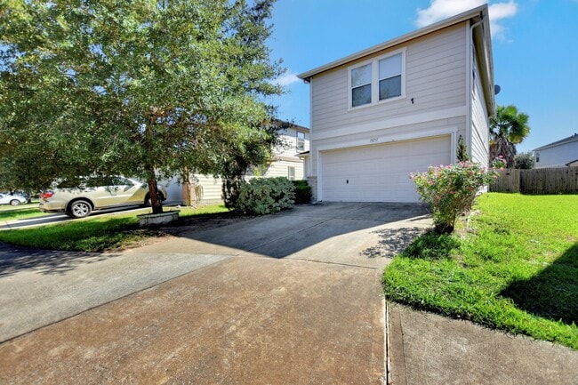 Building Photo - 18231 Valebluff Ln