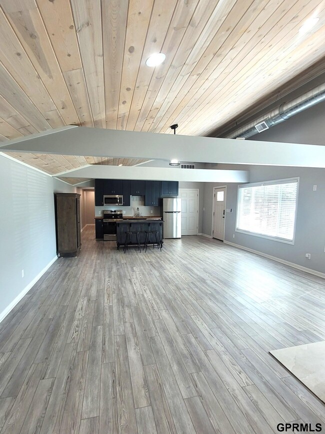 Photo - 1202 Lake Ct