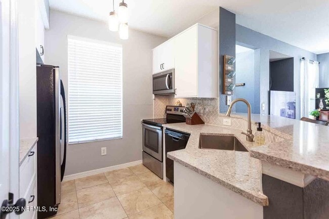 Photo - 13700 Richmond Park Dr N Unit 403