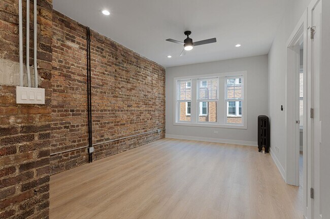 1902 W Morse Ave Unit 2
