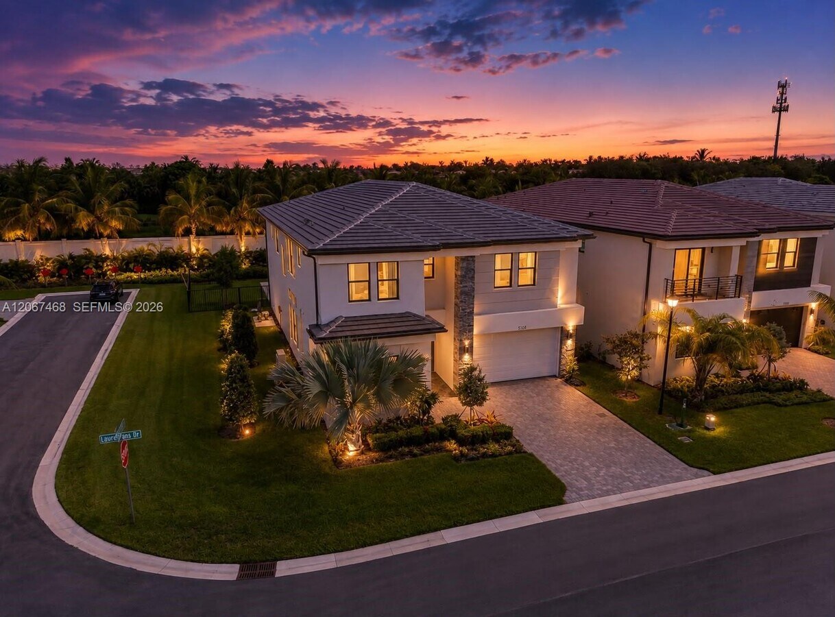 Photo - 8151 Laurel Falls Dr