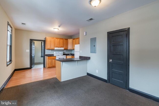 Photo - 5700 N 20th St