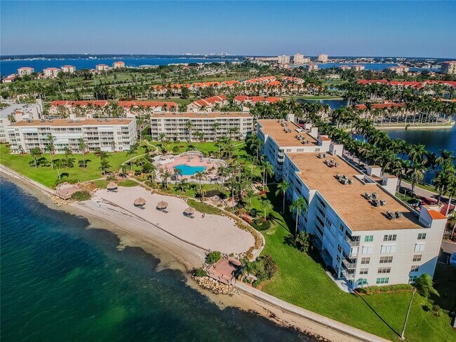 6061 Bahia Del Mar Cir N Unit 347