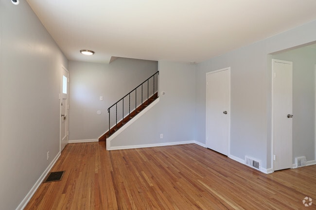 Sala de estar - Hertel Avenue Townhomes