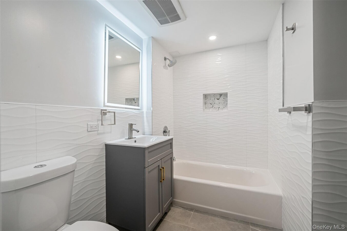 Photo - 43-34 53rd St Unit 4C