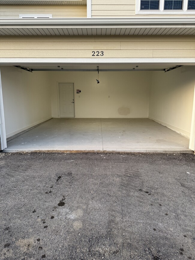 Photo - 2225 W Mill Rd